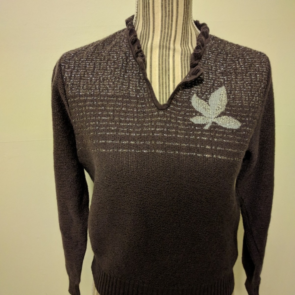 Vintage Sweater with Ruffle Collar and Leaf Detail